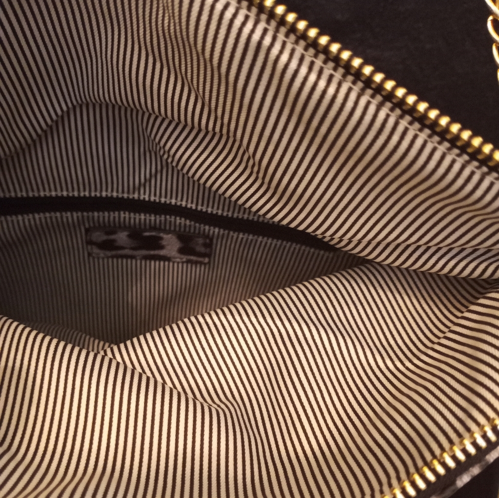 PURSE - Picture 5 of 7